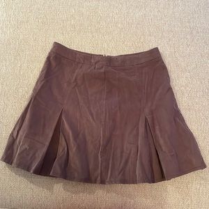 eyeshadow: brown skirt junior size 5